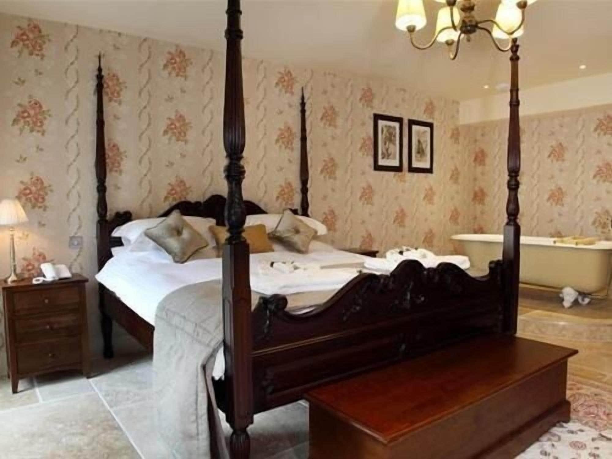 The George Inn Hatherleigh Екстер'єр фото